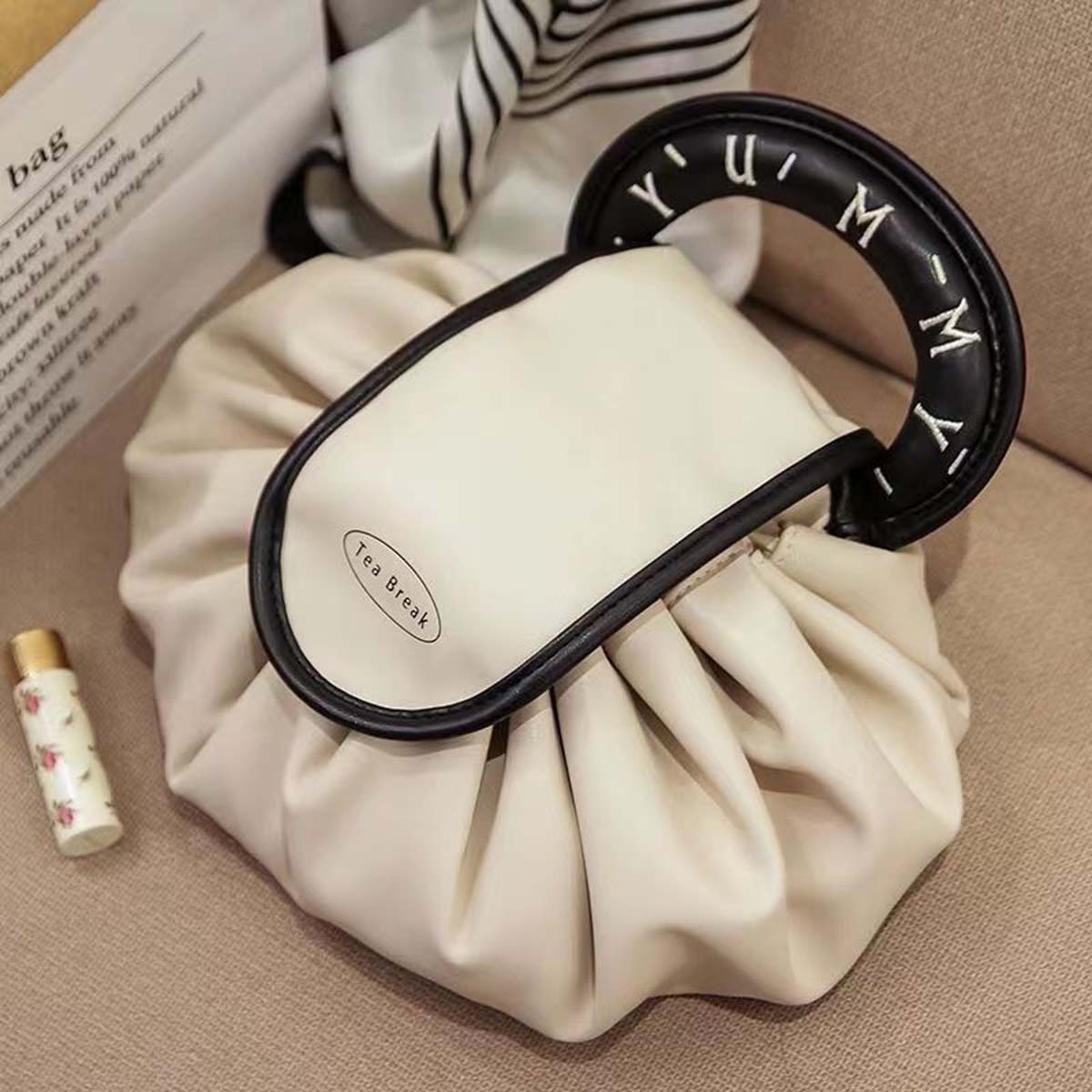 High appearance level makeup b - đánh giá và giá Luxury Bags Level