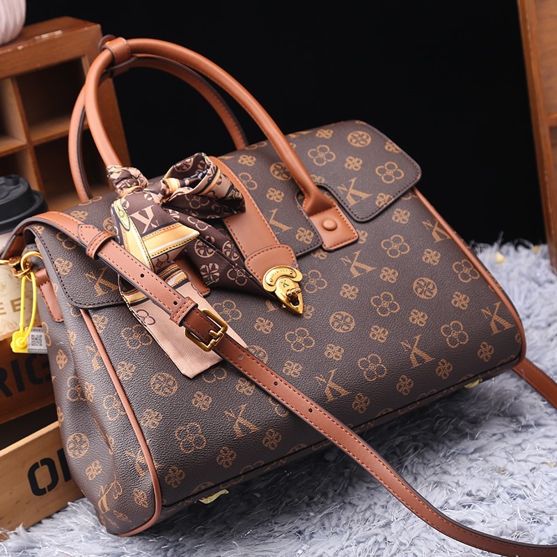 Light luxury brand women's bag - đánh giá và giá Luxury Bags Big