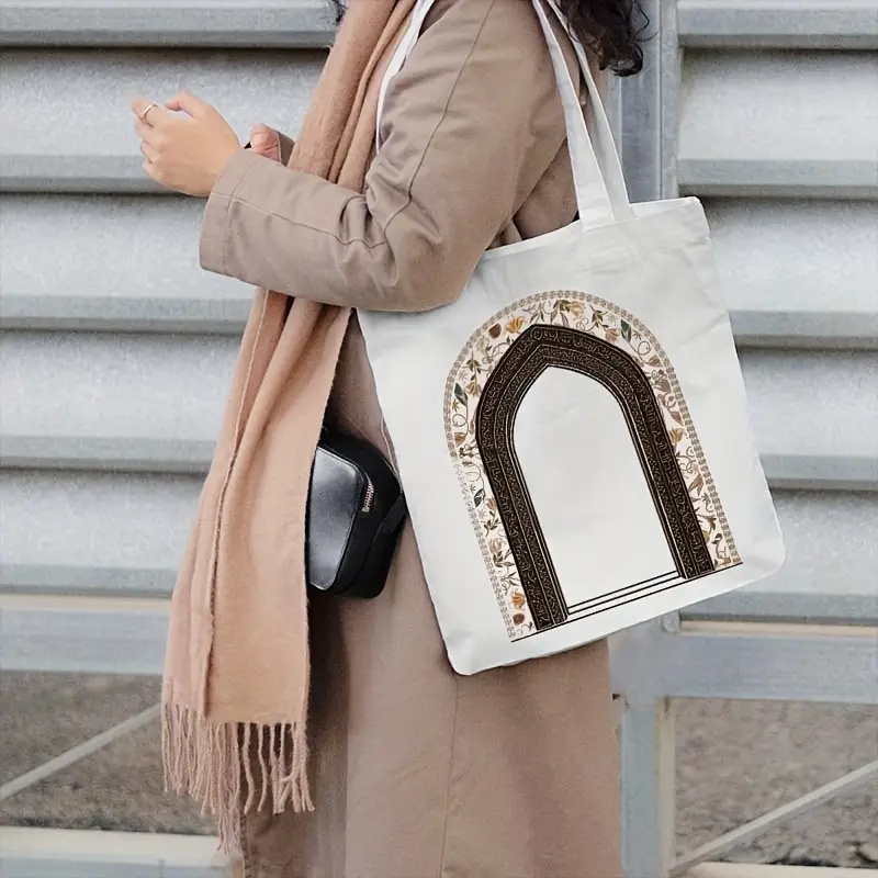 Muslim Style Tote Bag Christia - đánh giá và giá Canvas Tote Designer